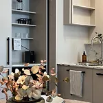 Lejlighed Popi Modern Apartment, 2 Bedrooms, *