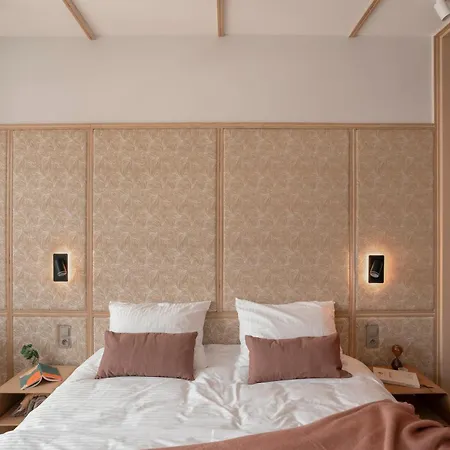 Popi Modern Apartment, 2 Bedrooms,